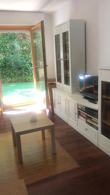 Casa De Claudia Comillas- Jardin Privado - A 10 Metros Del Capricho De Gaudi Kültér fotó