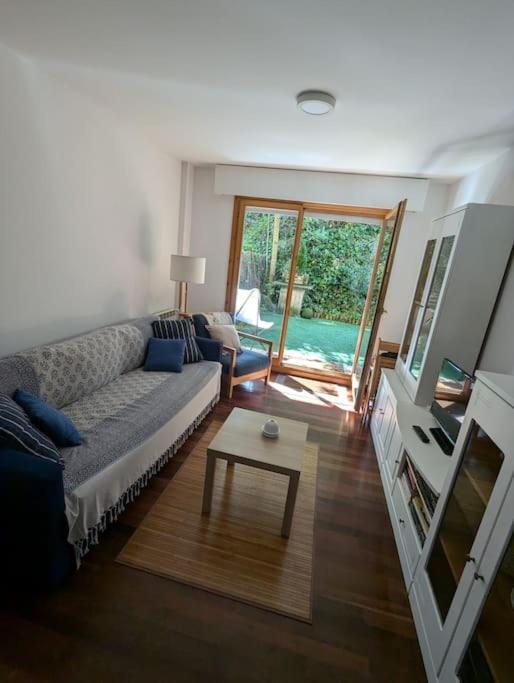 Casa De Claudia Comillas- Jardin Privado - A 10 Metros Del Capricho De Gaudi Kültér fotó